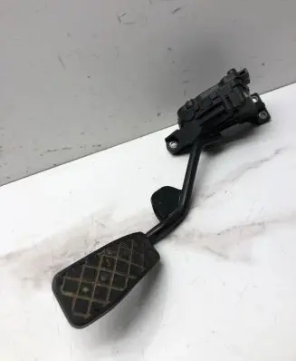 Audi A4 S4 B6 8E 8H Accelerator throttle pedal 8E2721523C
