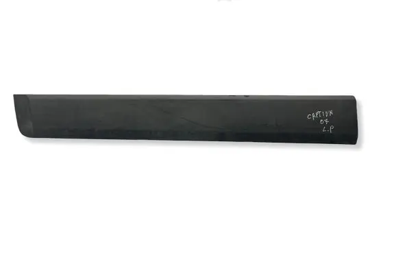 Chevrolet Captiva Front door trim (molding) 96439707