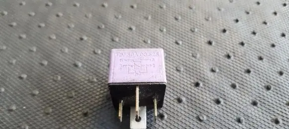 Renault Megane I Other relay 12V50A03525 12V50A03.525