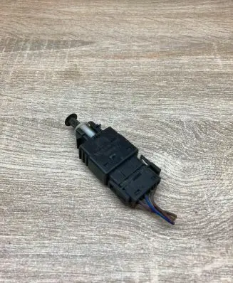 BMW 5 E34 Brake pedal sensor switch 1382385 WithPlug