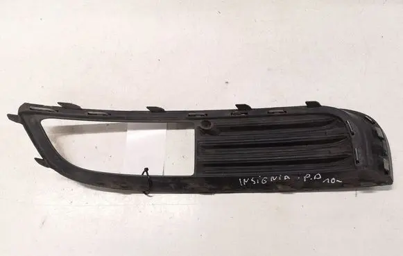 Opel Insignia A Front fog light trim/grill 903235024 13238371 551004542