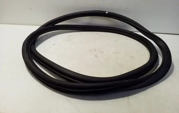 Front door rubber seal