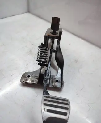 Clutch pedal