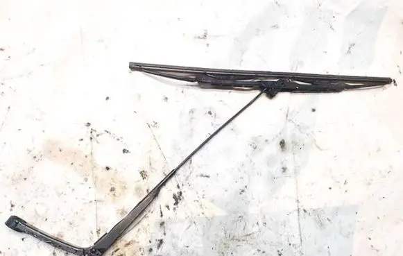 Audi A4 S4 B5 8D Front wiper blade arm 8d1955407