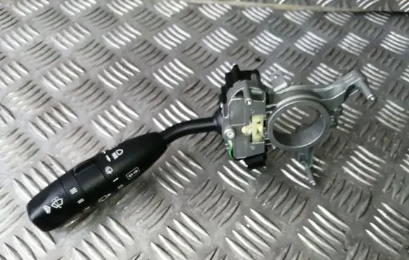 Mercedes-Benz A W169 Indicator stalk