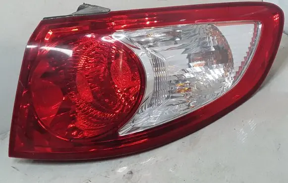 Hyundai Santa Fe Rear/tail lights 924022B000