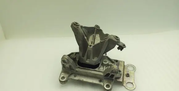 Nissan Micra K14 Gearbox mount