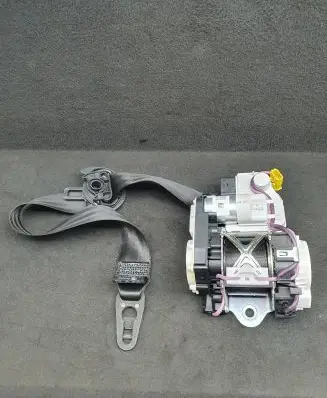 Audi A8 S8 D4 4H Front seatbelt 4H0857705A 4H0857705AV04 4H0857705C