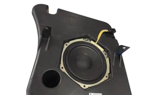 Tesla Model S Subwoofer speaker 104254400B 00329 100032600403