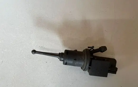 Skoda Superb B6 (3T) Clutch slave cylinder KG15065416