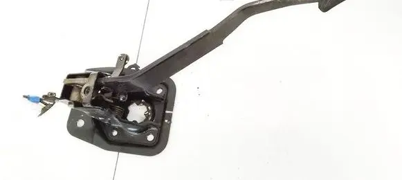 Peugeot 4007 Clutch pedal 