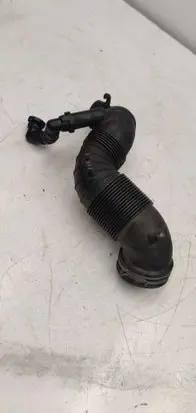 Audi A3 S3 8P Air intake hose/pipe 3C0129654P