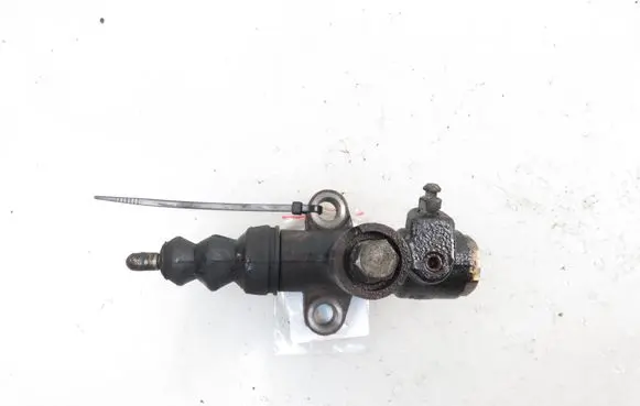 Subaru Impreza III Clutch release bearing slave cylinder 