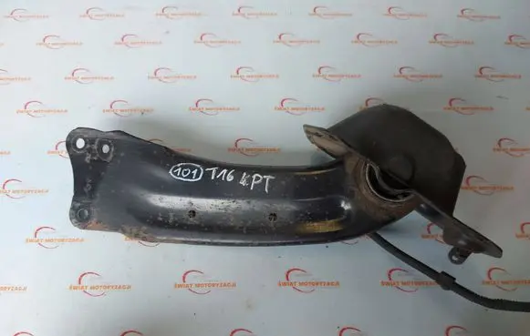 Volkswagen PASSAT B7 Rear upper control arm/wishbone 3C0971047