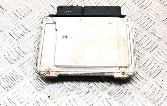 Skoda Superb B6 (3T) Engine control unit/module 03G906021TB 0281014711 1039S25165