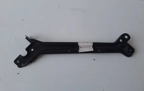 Skoda Superb B8 (3V) Headlight/headlamp mounting bracket 3V0806930