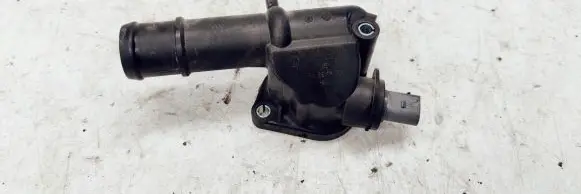 Audi A4 S4 B8 8K Engine coolant pipe/hose 03L121132A