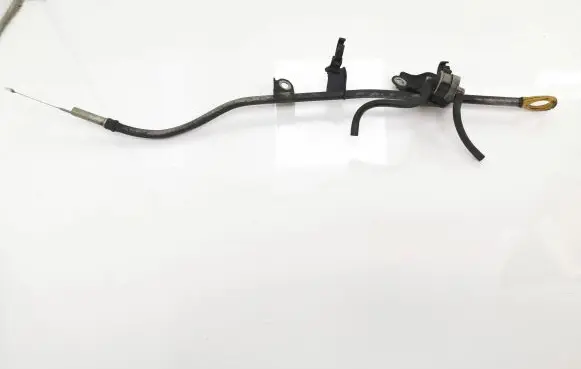 Toyota Avensis T250 Oil level dip stick 