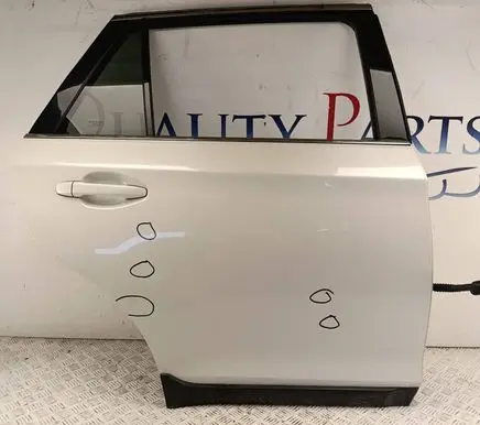 Subaru Outback (BS) Rear door 
