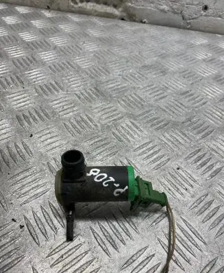 Peugeot 206 CC Windscreen/windshield washer pump 90095
