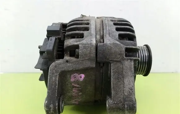 Opel Astra G Generator/alternator 139044