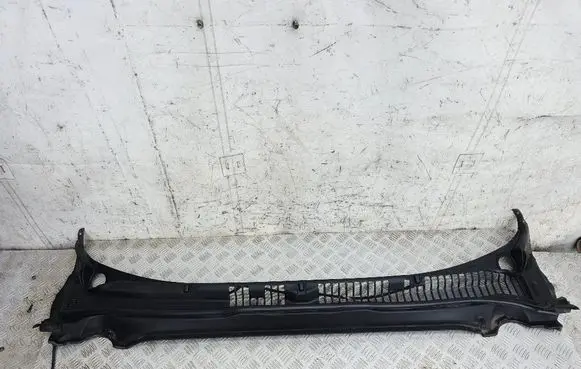 Ford Fusion II Wiper trim DS73F02216AF