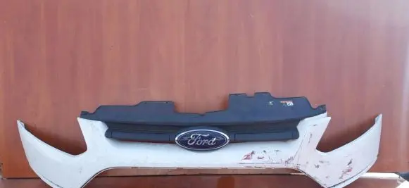 Ford Transit Custom Front bumper upper radiator grill