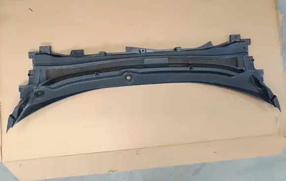 Ford Mach-E I Wiper trim LJ8BR02216AEW