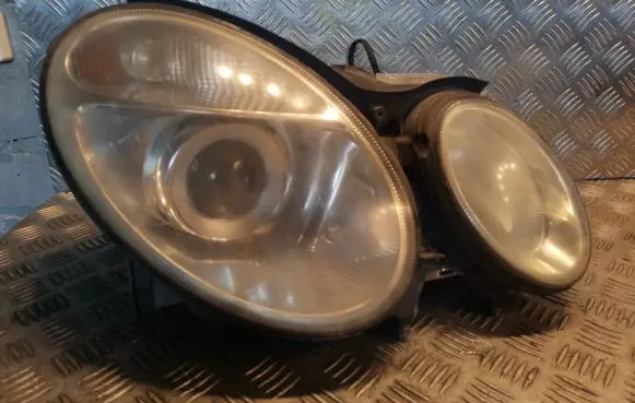 Mercedes-Benz E W211 Headlight/headlamp
