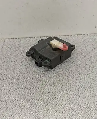 Nissan Qashqai Air flap motor/actuator A24820A3200000 090330E