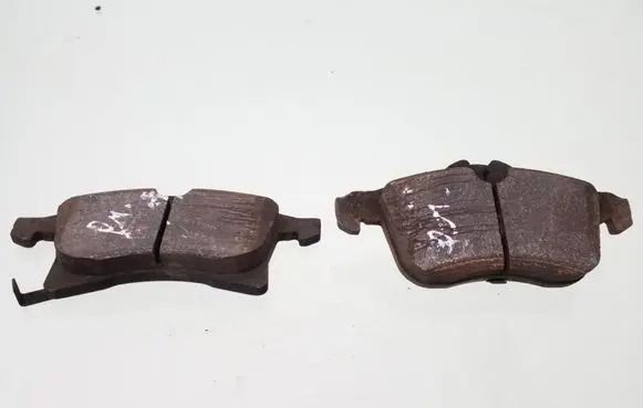 Opel Zafira B Brake pads (front) 