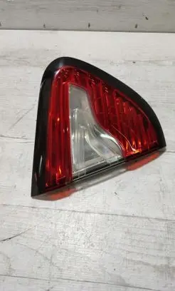 Renault Captur Tailgate rear/tail lights