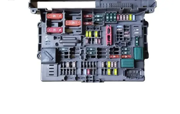 BMW X1 E84 Fuse module 9119446 17925000002A 90110503
