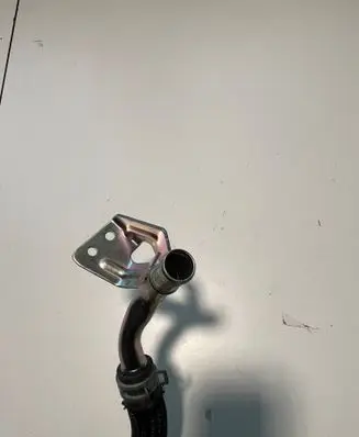 Coolant pipe/hose