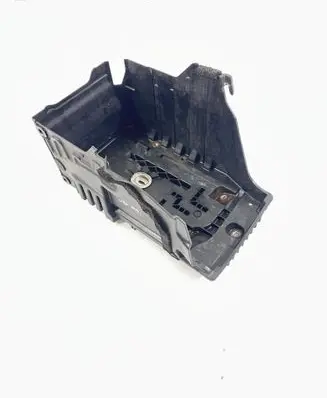 Battery tray