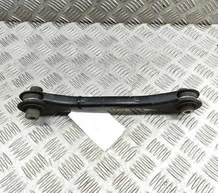 Volkswagen PASSAT B8 Rear upper control arm/wishbone 5Q0501529F