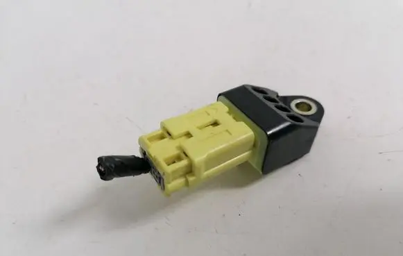 Toyota RAV 4 (XA30) Airbag deployment crash/impact sensor 8983133020