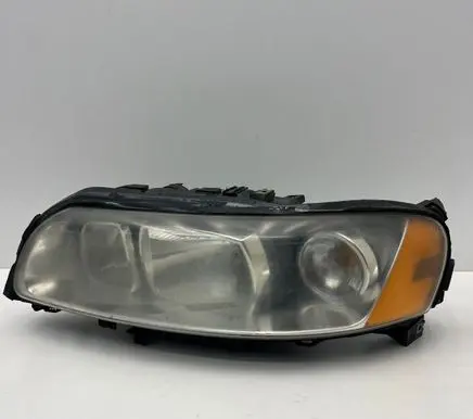 Volvo V70 Headlight/headlamp 30698835 89900267