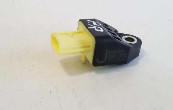 Lexus CT 200H Airbag deployment crash/impact sensor 8983128020
