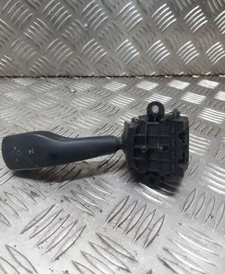 BMW 3 E46 Indicator stalk 8363662K