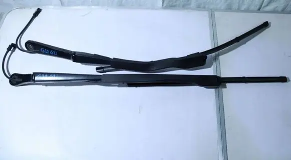 BMW 3 G20 G21 Windshield/front glass wiper blade 9448920