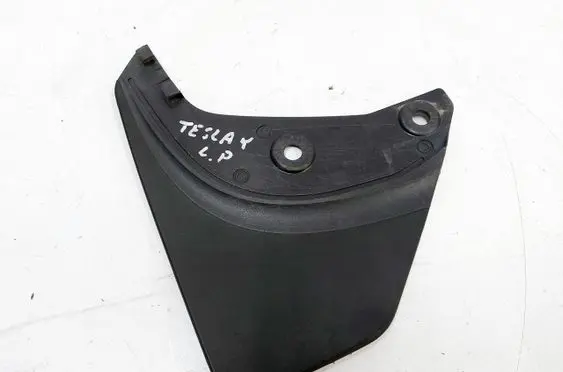 Tesla Model Y Front mudguard 1628005-00-A