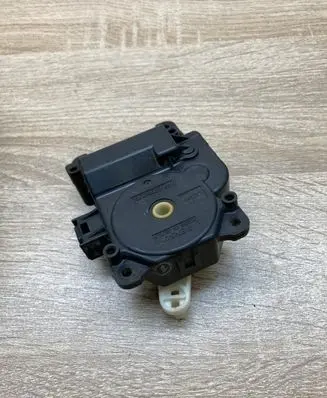 Toyota Prius (XW20) Air flap motor/actuator 0637007440