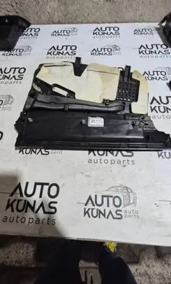 BMW 7 F01 F02 F03 F04 Dashboard lower bottom trim panel 9112173