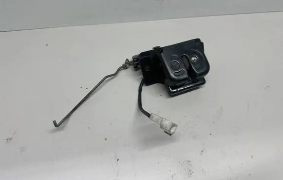 KIA Sorento Tailgate/trunk/boot lock/catch/latch 812303E000