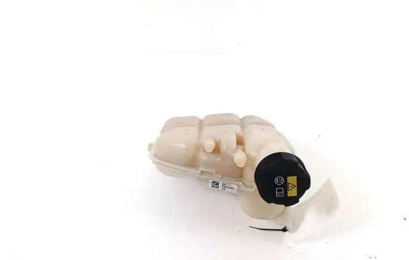 BMW 2 F46 Coolant expansion tank/reservoir 8687503