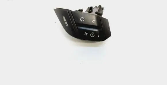 Volvo XC90 Steering wheel buttons/switches 8685478