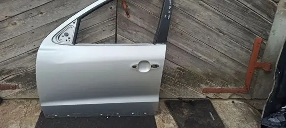 Hyundai Santa Fe Front door