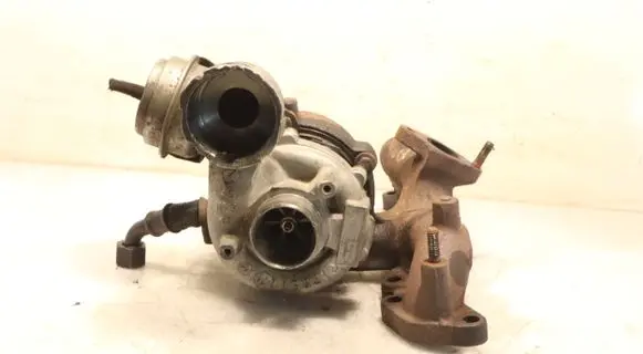 Volkswagen PASSAT B6 Turbo 724960-8