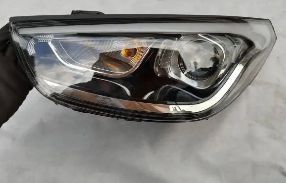 Hyundai ix35 Headlight/headlamp 921012SXXX 921012YXXX
